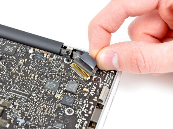 MacBook Pro 13" Unibody Early 2011 Logic Board Replacement: step 15, image 3 of 3