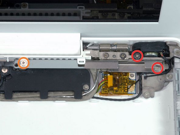 MacBook Core Duo Display Data Cable Replacement: step 24, image 1 of 1