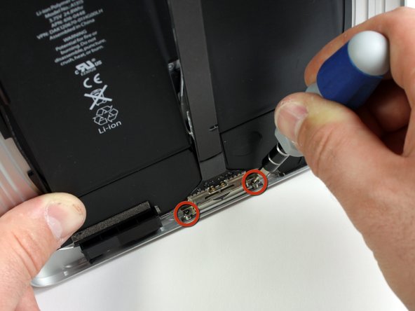 iPad Wi-Fi Battery Replacement: step 14, image 1 of 1