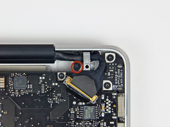 MacBook Pro 15" Unibody 2.53 GHz Mid 2009 Microphone Replacement: step 20, image 1 of 2