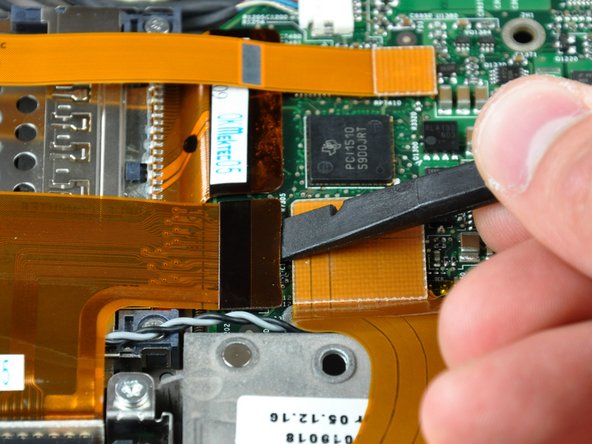 PowerBook G4 Aluminum 17" 1.67 GHz (High-Res) Logic Board Replacement: step 22, image 1 of 1