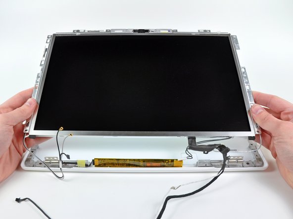 MacBook Core 2 Duo LCD Panel Replacement: step 52, image 1 of 1