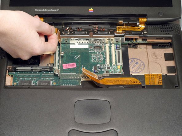 PowerBook G3 Wallstreet PC Card Cage Replacement: step 18, image 1 of 1