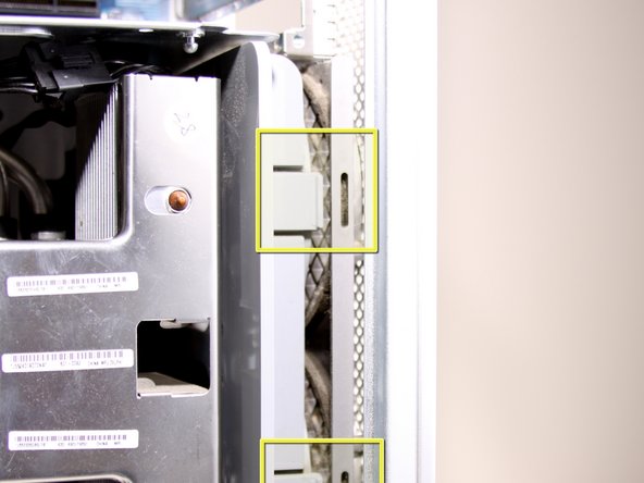 Power Mac G5 Processor and Cooling Unit Replacement: step 12, image 1 of 2