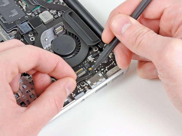 MacBook Air 11" Late 2010 Microphone Replacement: step 7, image 3 of 3