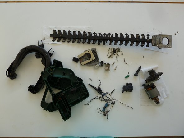 Hedge Trimmer: step 14, image 1 of 1