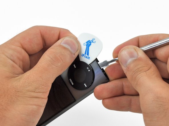 iPod Nano 5th Generation Click Wheel Replacement: step 4, image 1 of 2