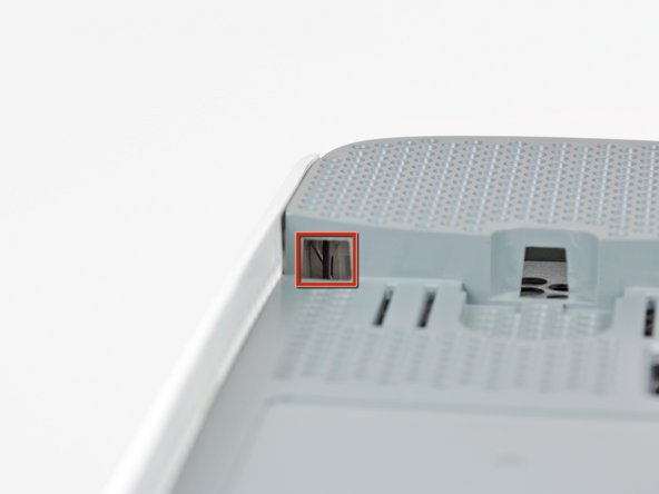 Xbox 360 RF Module Replacement: step 11, image 1 of 2