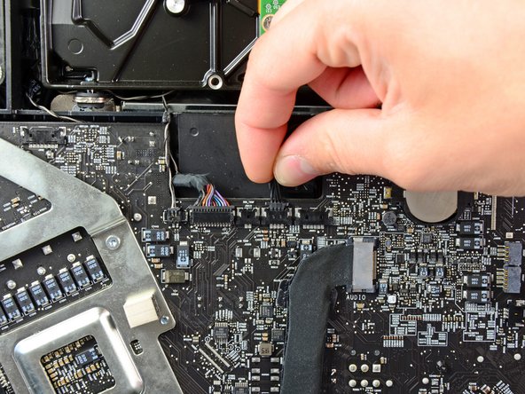 iMac Intel 21.5" EMC 2428 Logic Board Replacement: step 26, image 1 of 1