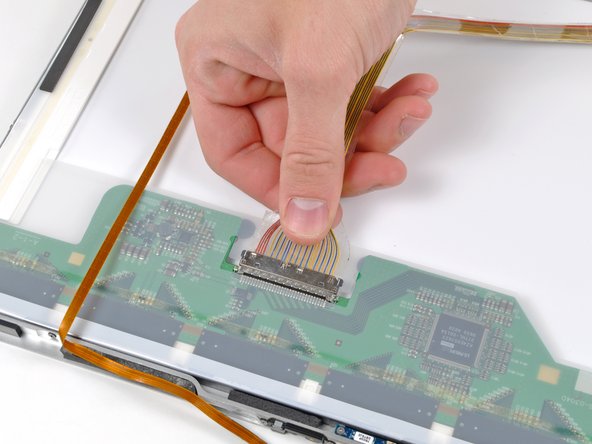 MacBook Pro 17" Models A1151 A1212 A1229 and A1261 LCD Replacement: step 26, image 1 of 1