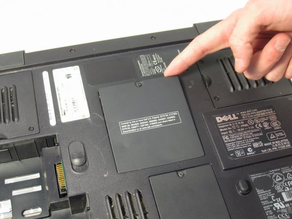 Dell Inspiron 9100 Memory Replacement: step 3, image 2 of 2