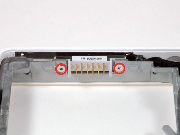 MacBook Core Duo Battery Connector Replacement: step 15, image 1 of 1