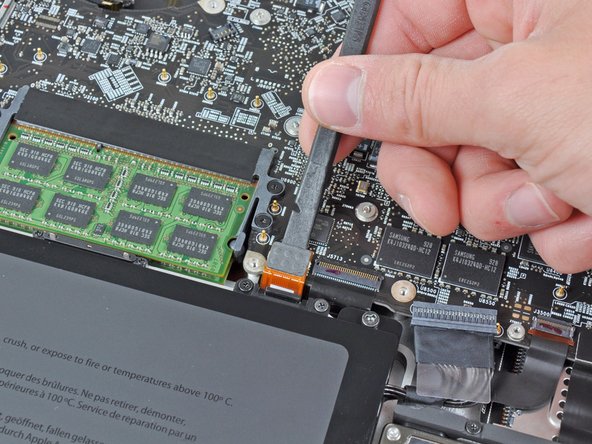 MacBook Pro 17" Unibody Left Speaker Replacement: step 16, image 1 of 1