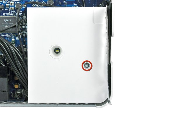 iMac Intel 20" EMC 2105 and 2118 CPU Fan Replacement: step 22, image 1 of 2