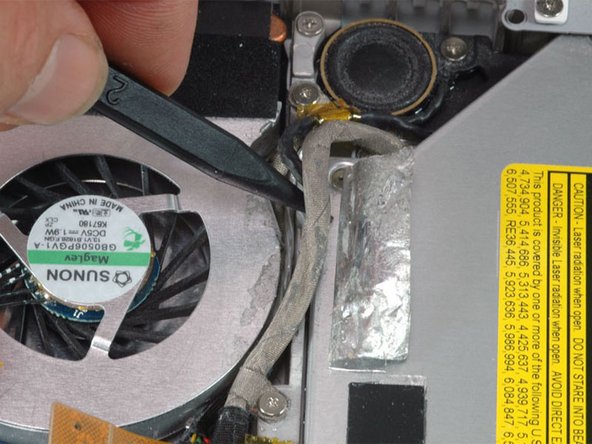 MacBook Core Duo Fan Replacement: step 17, image 1 of 1
