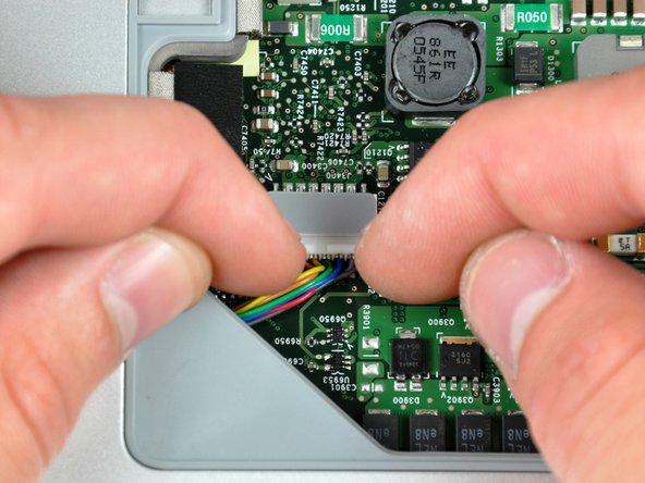 PowerBook G4 Aluminum 17" 1.67 GHz (High-Res) Logic Board Replacement: step 32, image 1 of 1