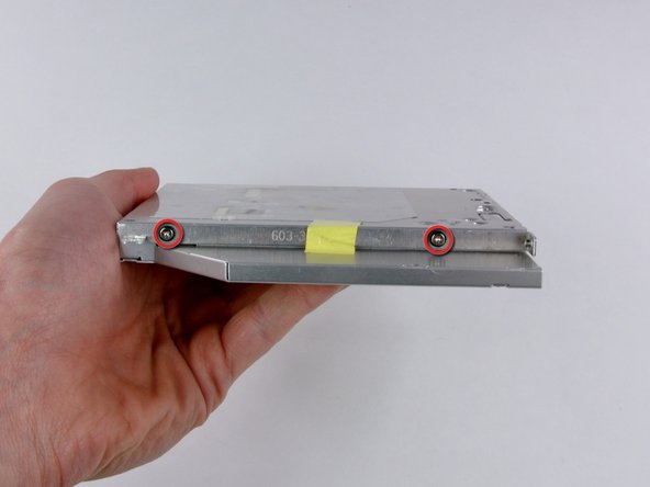 iBook G4 12" 1.33 GHz Optical Drive Replacement: step 40, image 1 of 1