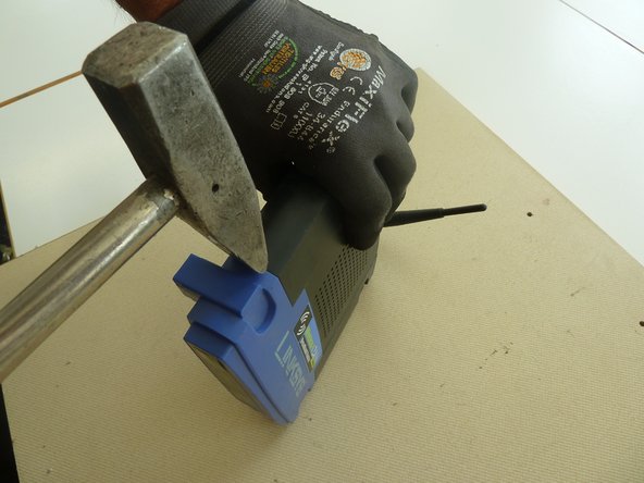 Router, Router: step 1, image 2 of 2