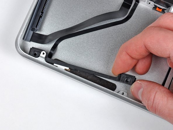 MacBook Pro 15" Unibody Mid 2009 Hard Drive Cable Replacement: step 11, image 1 of 1