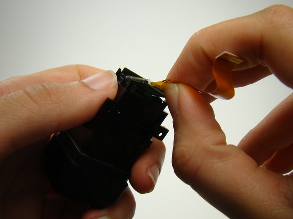 Nikon Coolpix E5700 Viewfinder Replacement: step 25, image 1 of 3