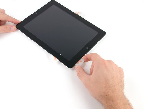 iPad 2 Wi-Fi EMC 2415 Home Button Control Board Replacement: step 24, image 1 of 2