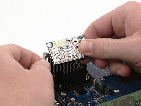 Mac mini (PowerPC) Logic Board Replacement: step 12, image 1 of 1