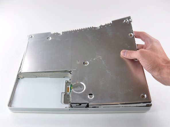 iBook G4 14" 1.42 GHz Clutch Hinges Replacement: step 19, image 1 of 1