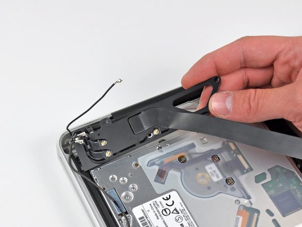 MacBook Pro 15" Unibody Mid 2010 Upper Case Replacement: step 34, image 2 of 2