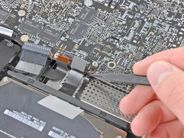 MacBook Pro 17" Unibody Left Speaker Replacement: step 20, image 2 of 2