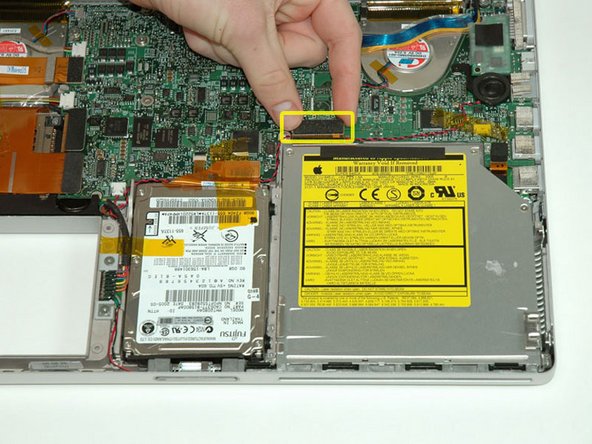 PowerBook G4 Aluminum 15" 1.5-1.67 GHz Optical Drive Replacement: step 12, image 1 of 1