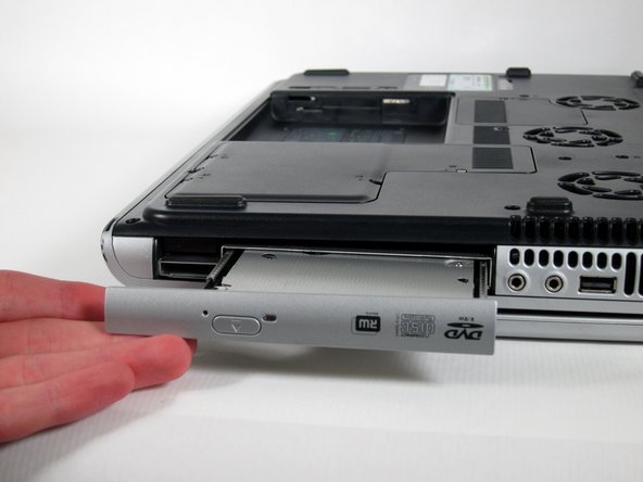 HP Pavilion zd8000 CD/Optical Drive Replacement: step 4, image 2 of 2
