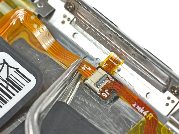 iPod Touch 2nd Generation Rear Panel Replacement: step 22, image 1 of 2