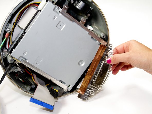 iMac G4 15" 700 MHz EMC 1873 Optical Drive Replacement: step 9, image 2 of 2