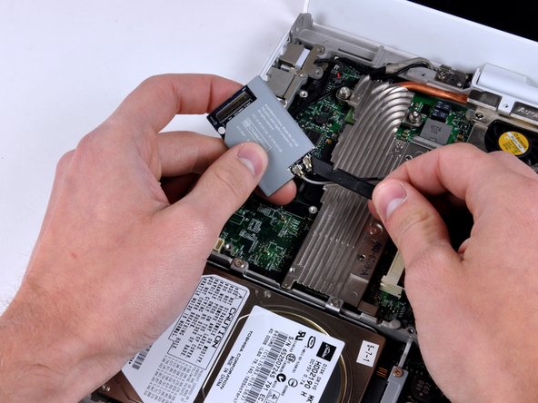 iBook G4 12" 1.33 GHz Inverter/AirPort Cables Replacement: step 35, image 1 of 1