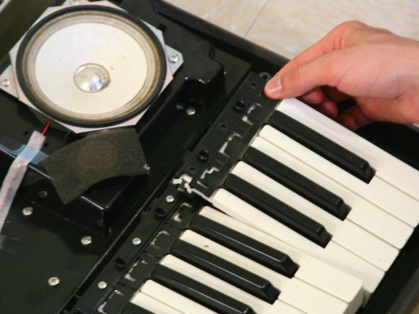 Yamaha YPG-225 Keys Replacement: step 10, image 1 of 1