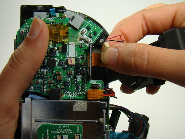 Nikon Coolpix E5700 Viewfinder Replacement: step 22, image 2 of 3