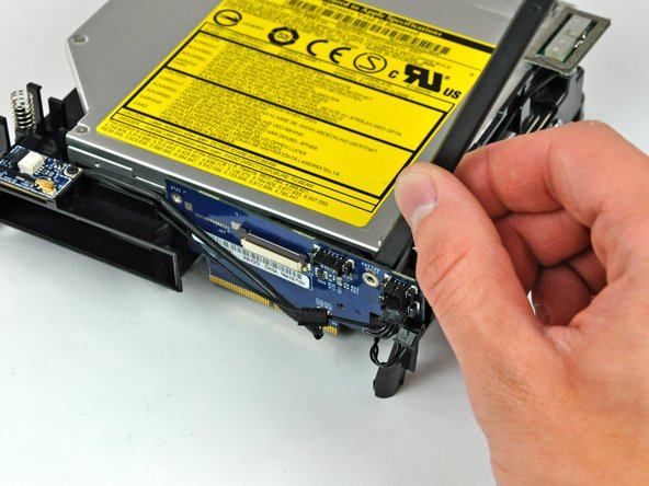 Mac mini Model A1176 Interconnect Board Replacement: step 18, image 1 of 1