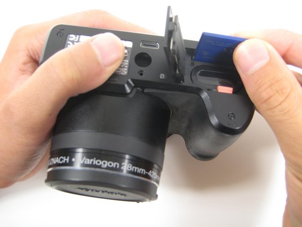 Kodak EasyShare Z1015 IS SD Memory Card Replacement: step 3, image 1 of 2