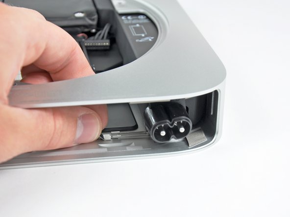 Mac Mini Mid 2011 Outer Case Replacement: step 20, image 2 of 3