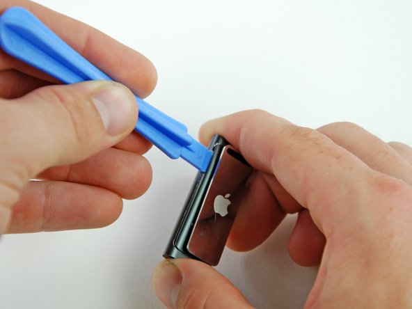 iPod Shuffle 3rd Generation Headphone Jack & Shuffle Switch Replacement: step 2, image 2 of 2