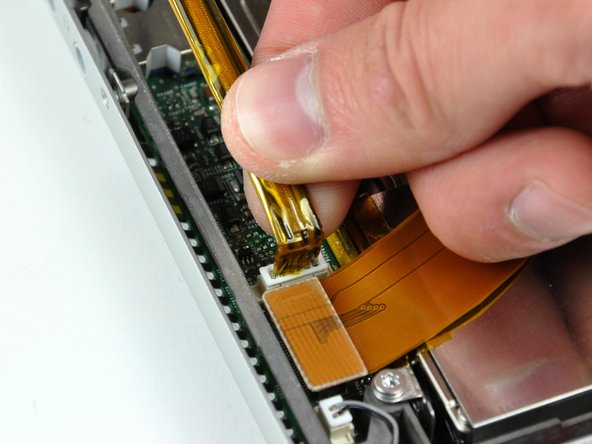 PowerBook G4 Aluminum 17" 1.67 GHz (High-Res) Speakers Replacement: step 21, image 1 of 1