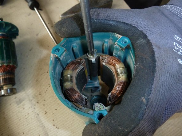 Power Drill: step 9, image 1 of 3