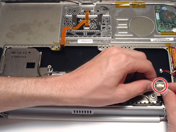 PowerBook G4 Titanium Onyx Inverter Board Replacement: step 34, image 1 of 1