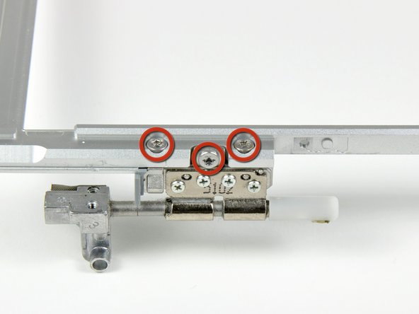 PowerBook G4 Aluminum 15" 1.67 GHz Front Display Bezel Replacement: step 39, image 1 of 2