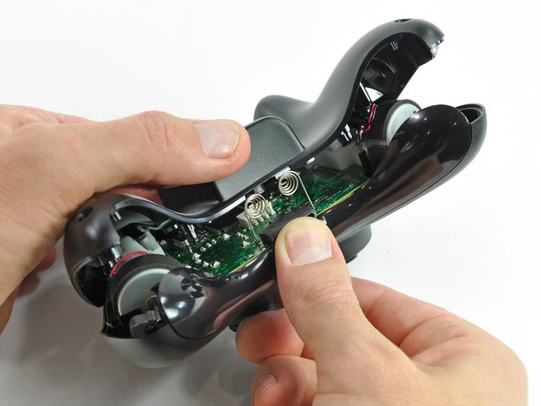 Xbox 360 Wireless Controller D-pad Replacement: step 6, image 2 of 2