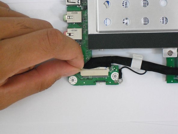 Acer Aspire One ZG5 Hard Drive Replacement: step 29, image 1 of 2