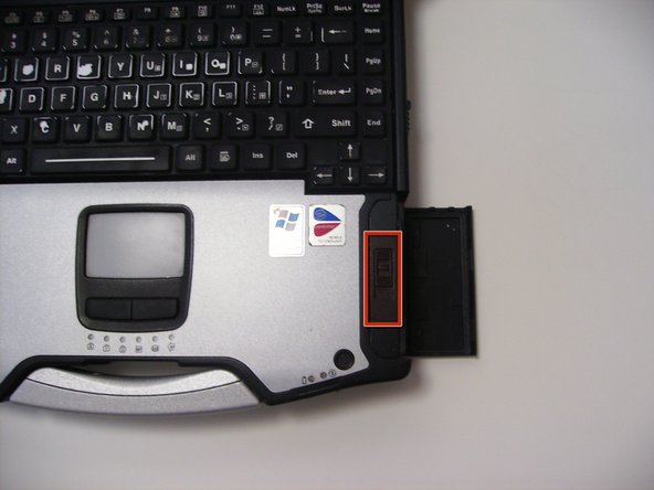 Panasonic Toughbook CF-29 Trackpad Board Replacement: step 4, image 1 of 2