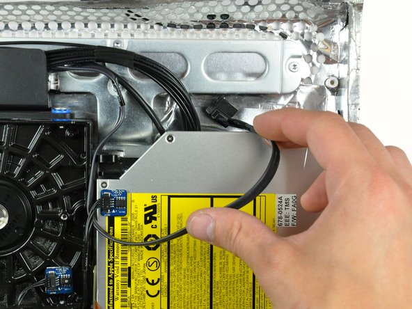 iMac G5 17" Model A1144 PRAM Battery Replacement: step 32, image 1 of 1