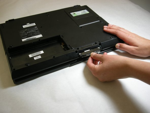 Fujitsu LifeBook N3510 Hard Drive Replacement: step 5, image 1 of 2