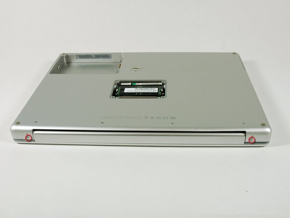 PowerBook G4 Aluminum 15" 1.67 GHz Right Clutch Hinge Replacement: step 5, image 1 of 1